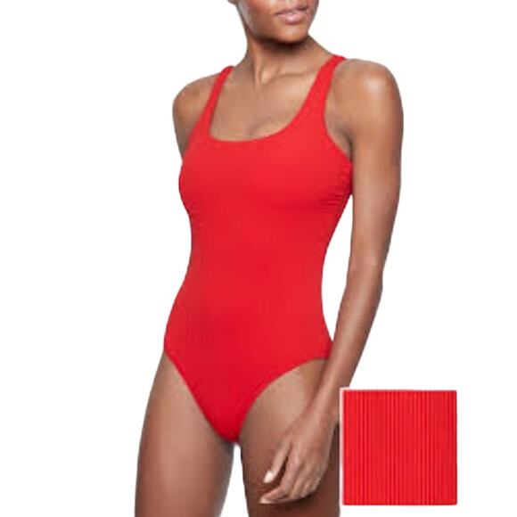 Athleta Cloudbreak Rib Scoop One Piece Swim Suit Bathing Radiant Red Size 6 EUC - Picture 1 of 9